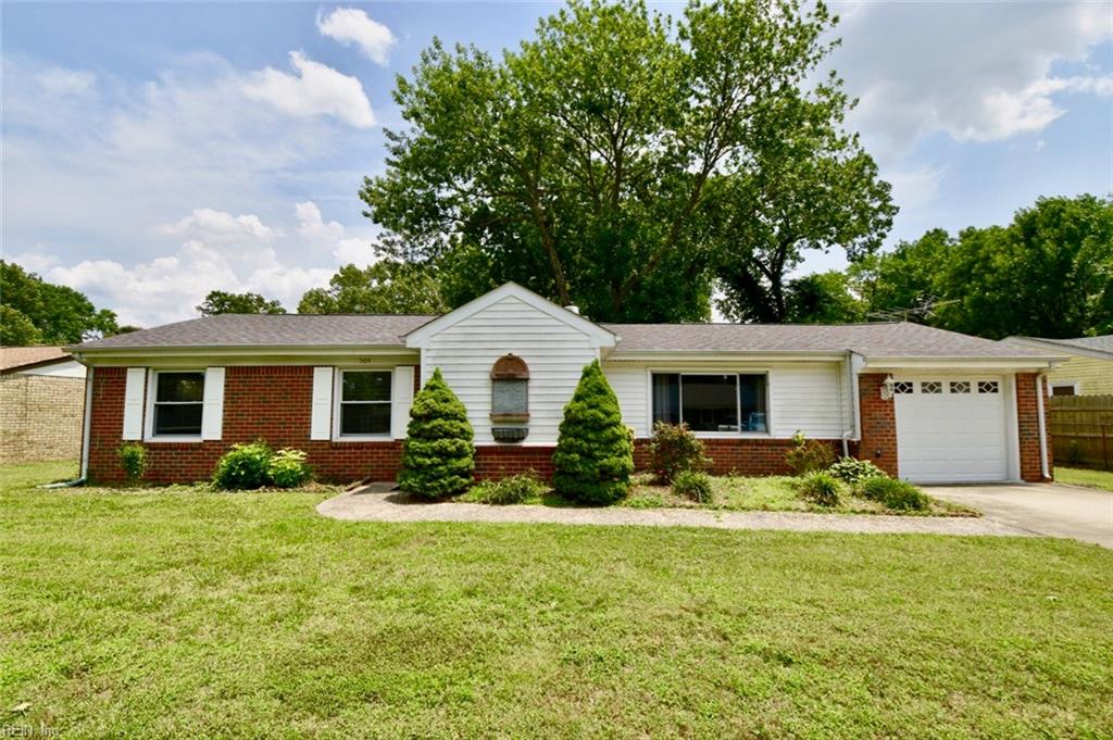 Photo of 504 S Kings Point Road, Virginia Beach, VA 23452 (MLS # 10642580)