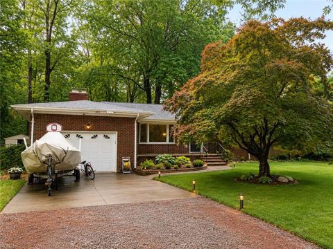 Photo of 553 Fernwood Farms Road, Chesapeake, VA 23320 (MLS # 10633935)