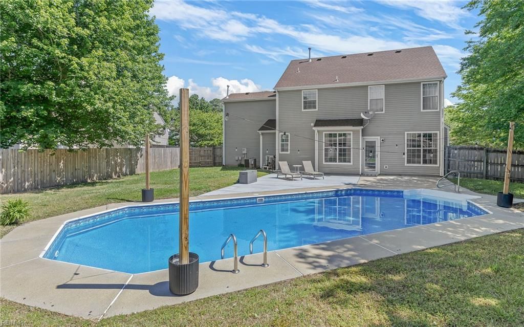 Photo of 108 Riverwood Trace, Suffolk, VA 23434 (MLS # 10634558)
