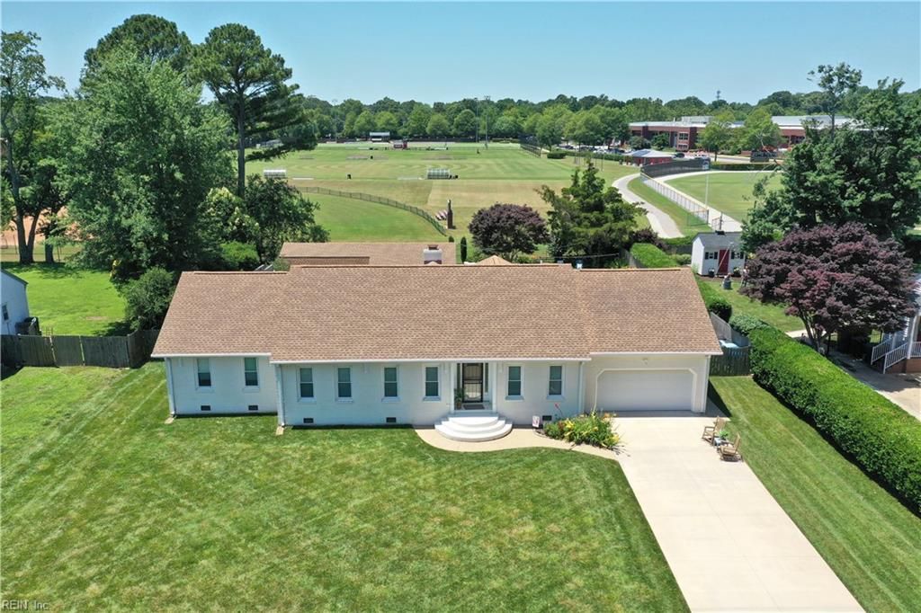 Photo of 1740 Valhalla Arch, Virginia Beach, VA 23454 (MLS # 10630883)