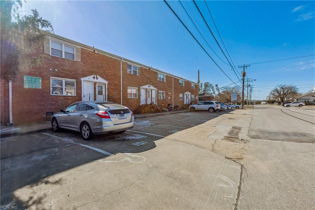 Photo of 1315 Little Bay Avenue #102, Norfolk, VA 23503 (MLS # 10619515)