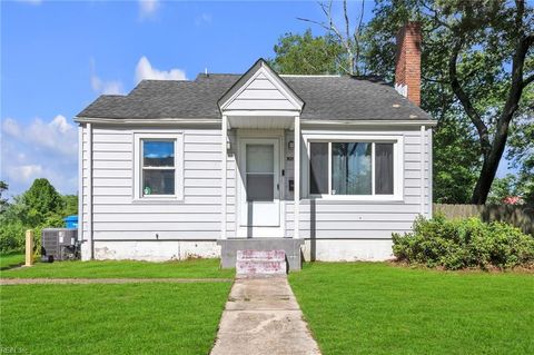 1424 Stewart ST Chesapeake VA 23324