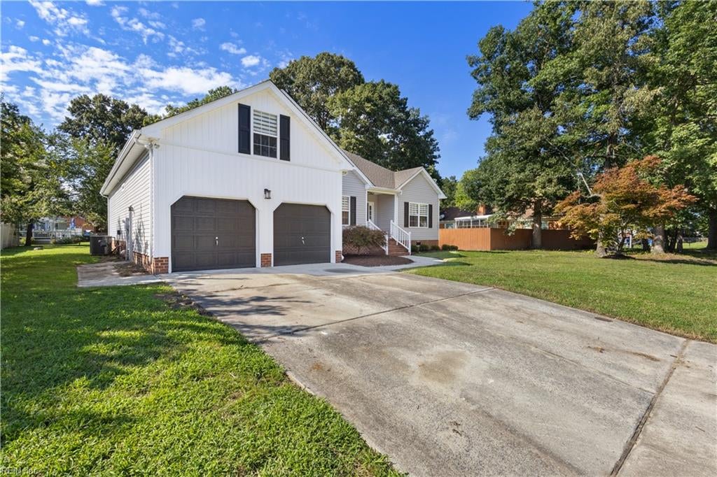 Photo of 2636 Deerfield Crescent, Chesapeake, VA 23321 (MLS # 10650956)