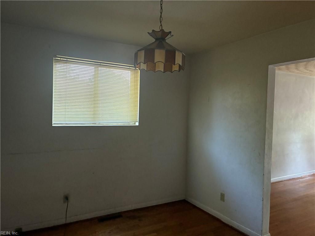 Photo of 608 Edinburg Avenue, Chesapeake, VA 23324 (MLS # 10631630)