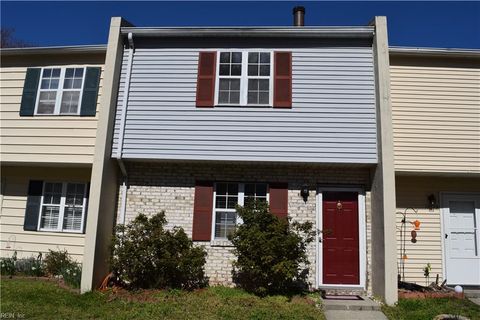 Photo of 12773 Woodside Lane, Newport News, VA 23602 (MLS # 10612939)