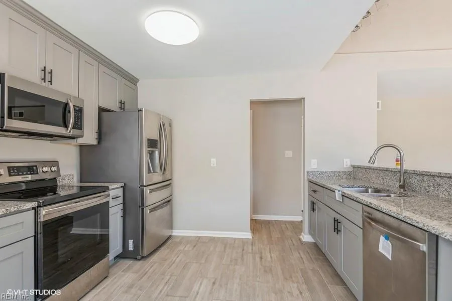 Virginia Beach, Virginia 23464, United States, 3 Bedrooms Bedrooms, ,2 BathroomsBathrooms,Residential,Active,123235