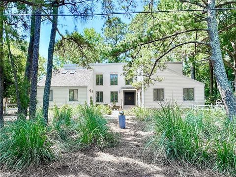 Photo of 557 Susan Constant Drive, Virginia Beach, VA 23451 (MLS # 10608288)