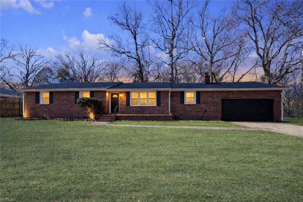 Photo of 2009 Meredith Road, Virginia Beach, VA 23455 (MLS # 10622639)