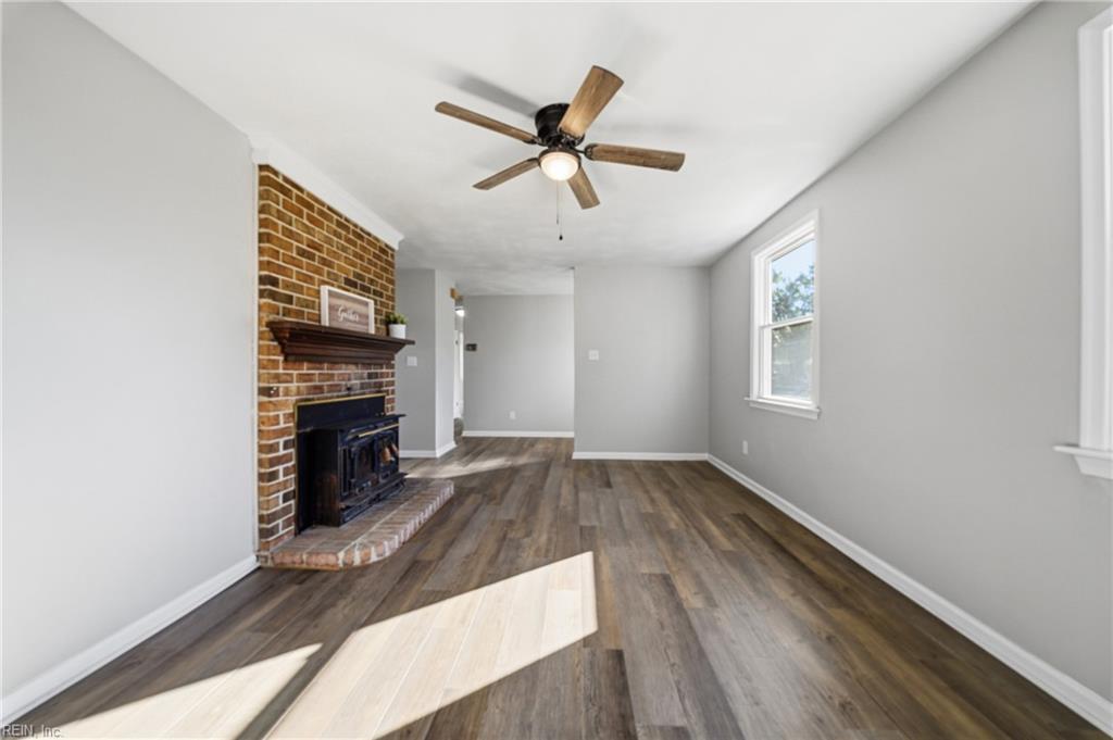 632 N Piping Rock RD