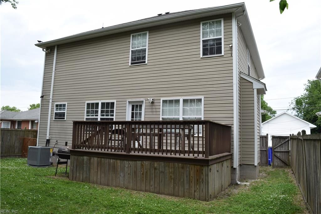 Photo of 1437 W 40 TH Street, Norfolk, VA 23508 (MLS # 10633921)