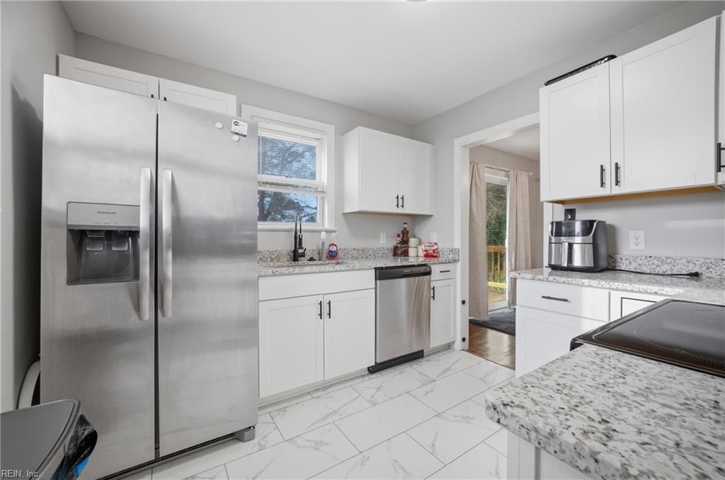 Photo of 115 Wyoming Avenue, Portsmouth, VA 23701 (MLS # 10624477)