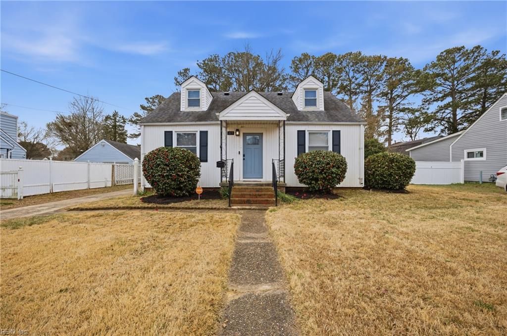 Photo of 115 Wyoming Avenue, Portsmouth, VA 23701 (MLS # 10624477)