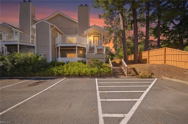 2502 COVE POINT PL, VIRGINIA BEACH, VA 23454 - Image 9984ed02ca7cf9f7d66ef0761aef7f7b/3186555820