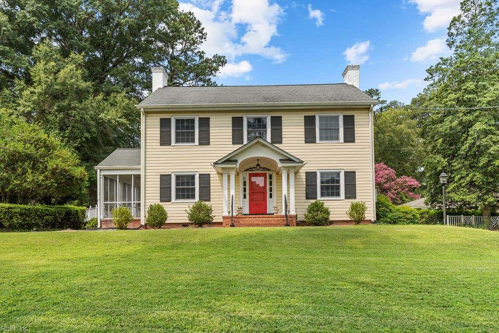 Photo of 405 Meadow Lane, Franklin, VA 23851 (MLS # 10644876)