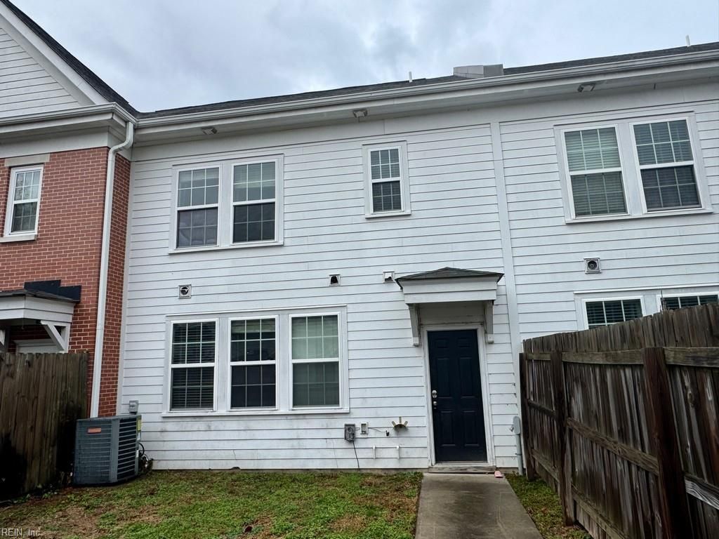 Photo of 1520 Church Street, Norfolk, VA 23504 (MLS # 10617675)