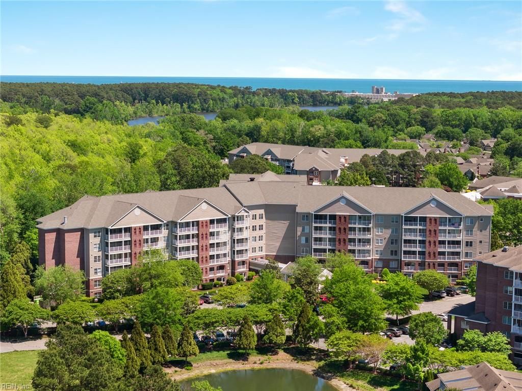 Photo of 985 Fleet Drive #459, Virginia Beach, VA 23454 (MLS # 10630882)