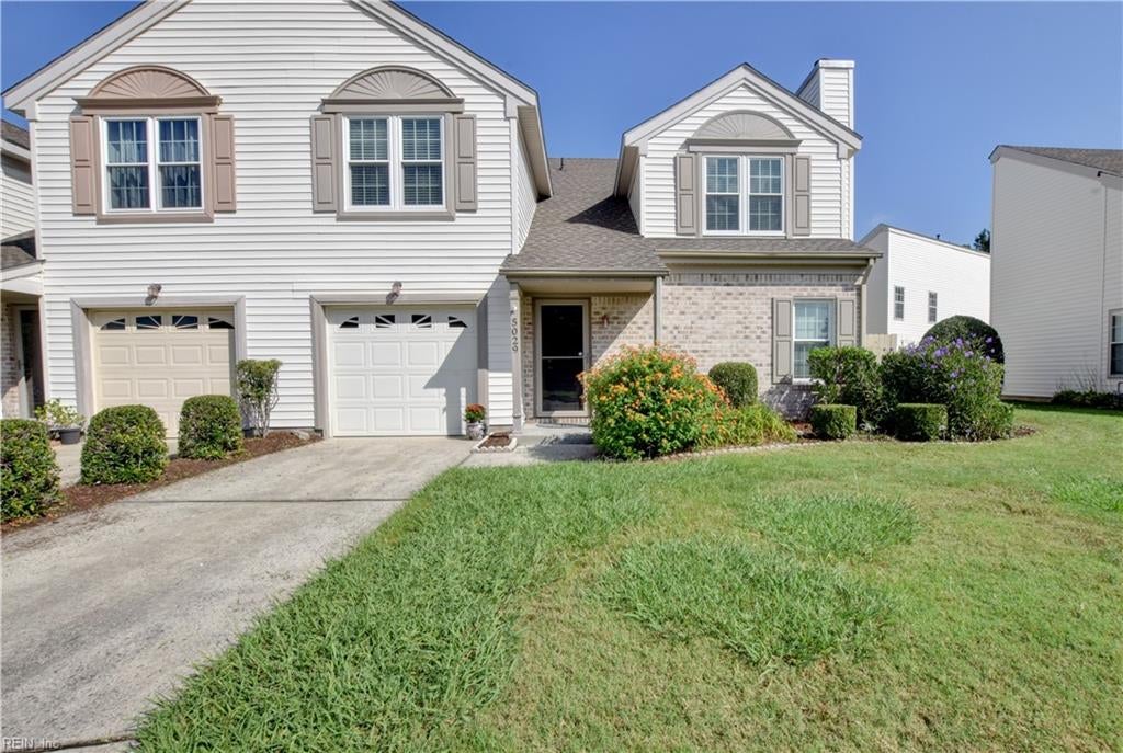 Photo of 5029 Heathglen Circle, Virginia Beach, VA 23456 (MLS # 10653680)
