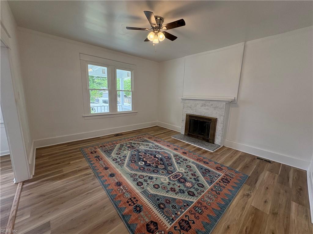 3711 Abingdon CIR