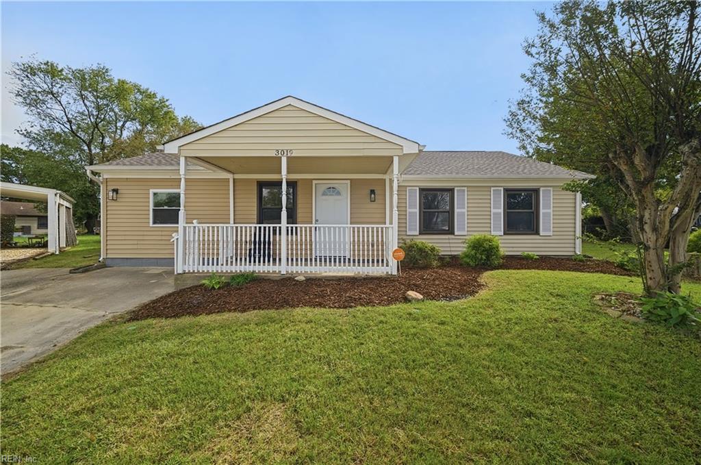 Photo of 3019 Roundtable Drive, Chesapeake, VA 23323 (MLS # 10657719)