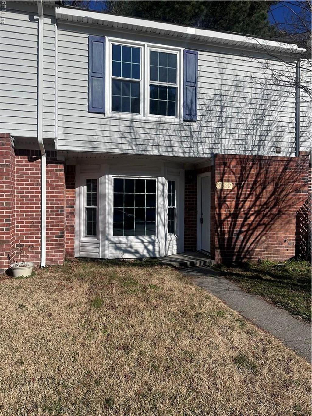 Photo of 5622 Carisbrooke Lane, Portsmouth, VA 23703 (MLS # 10617503)