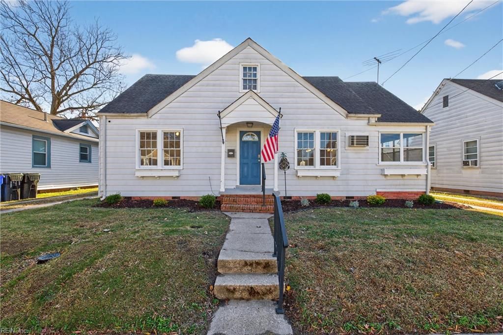 Photo of 145 W Ocean Avenue, Norfolk, VA 23503 (MLS # 10613892)