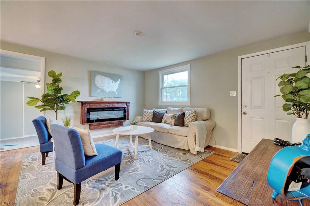 Photo of 2013 Egger Circle, Hampton, VA 23663 (MLS # 10615523)