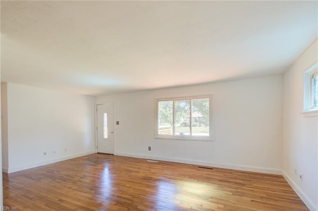 Photo of 321 Patrician Drive, Hampton, VA 23666 (MLS # 10612827)