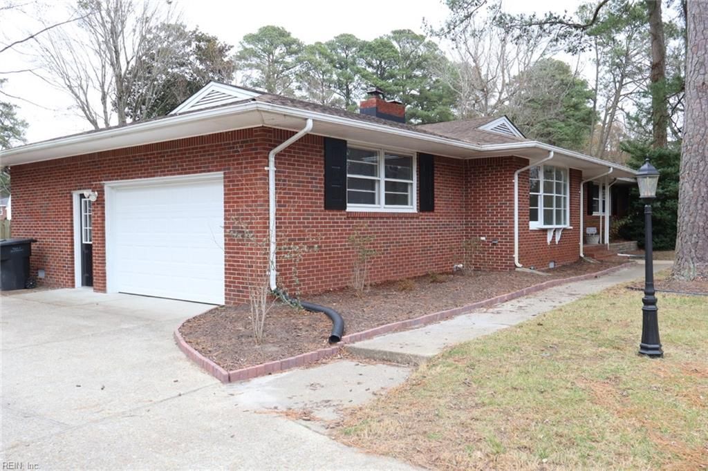 Photo of 5008 Garner Avenue, Portsmouth, VA 23703 (MLS # 10614332)