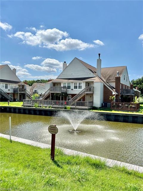 Photo of 5113 Gatehouse Way, Virginia Beach, VA 23455 (MLS # 10619359)