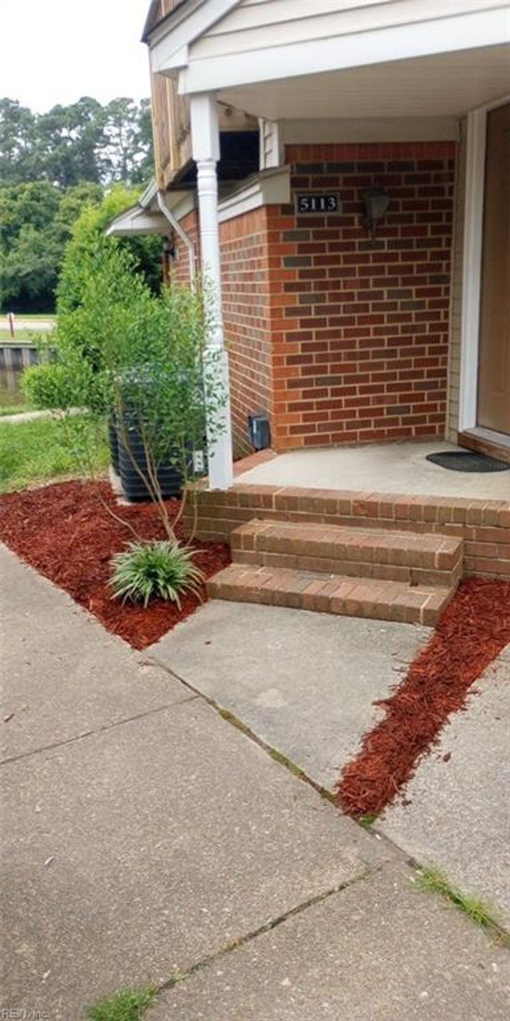 Photo of 5113 Gatehouse Way, Virginia Beach, VA 23455 (MLS # 10619359)