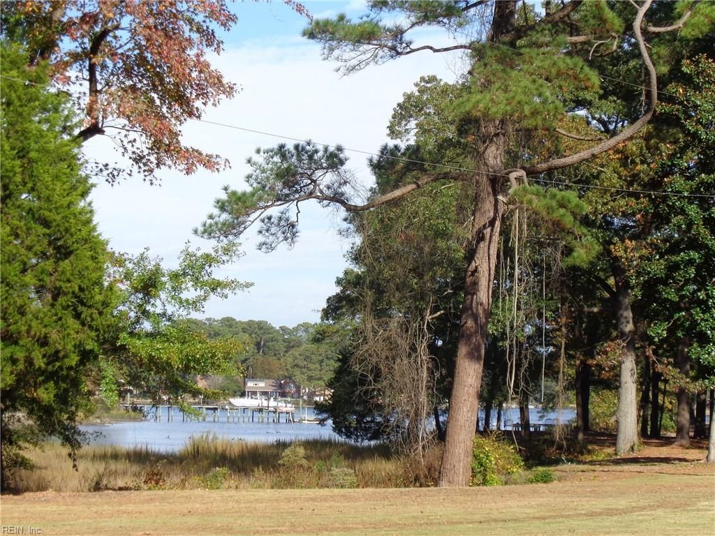 Photo of 849 E Sparrow Road, Virginia Beach, VA 23464 (MLS # 10623032)