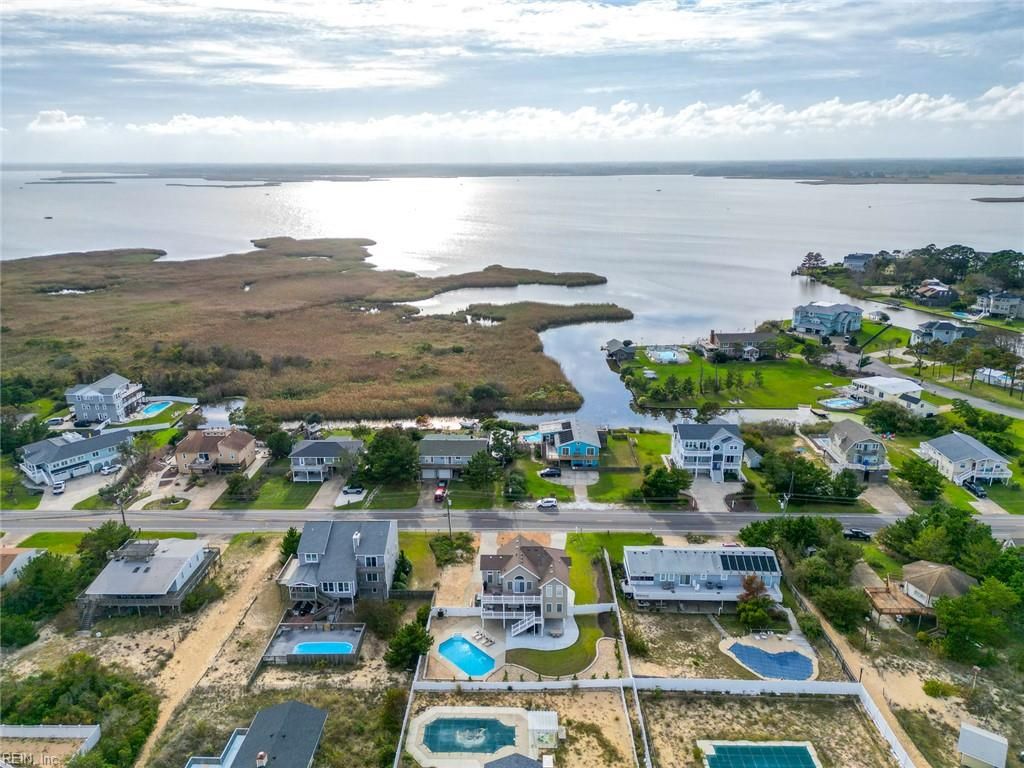 Photo of 3252 Sandpiper Road, Virginia Beach, VA 23456 (MLS # 10627253)