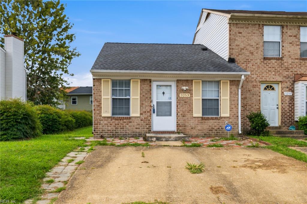 Photo of 3253 Scarborough Way, Virginia Beach, VA 23453 (MLS # 10651503)