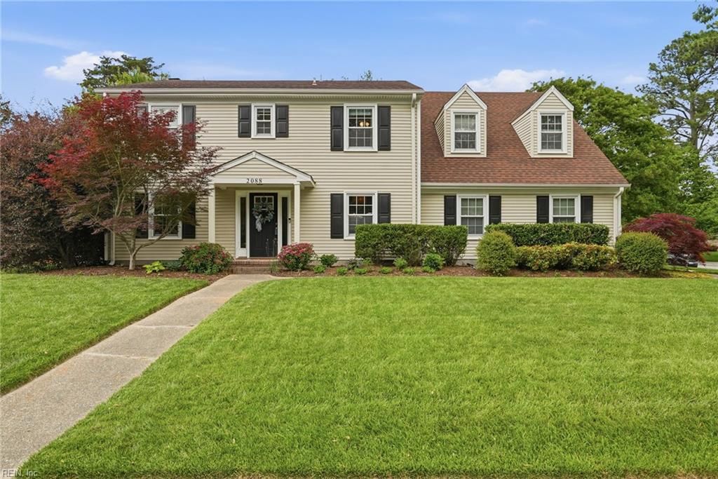 Photo of 2088 Wildwood Drive, Virginia Beach, VA 23454 (MLS # 10634370)