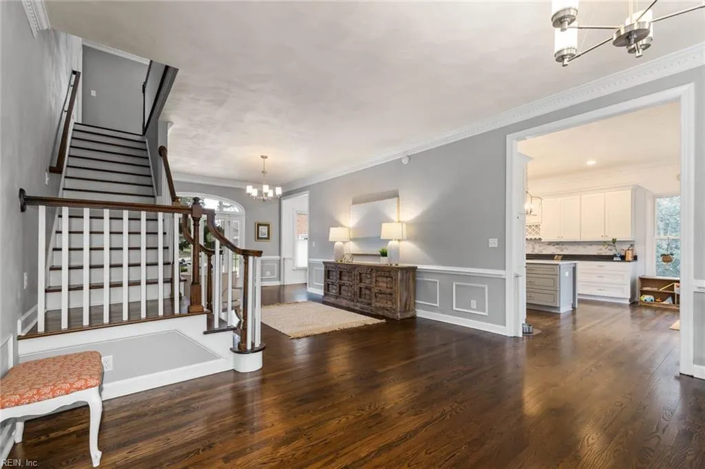 Virginia Beach, Virginia 23454, United States, 5 Bedrooms Bedrooms, ,4 BathroomsBathrooms,Residential,Pending,77899