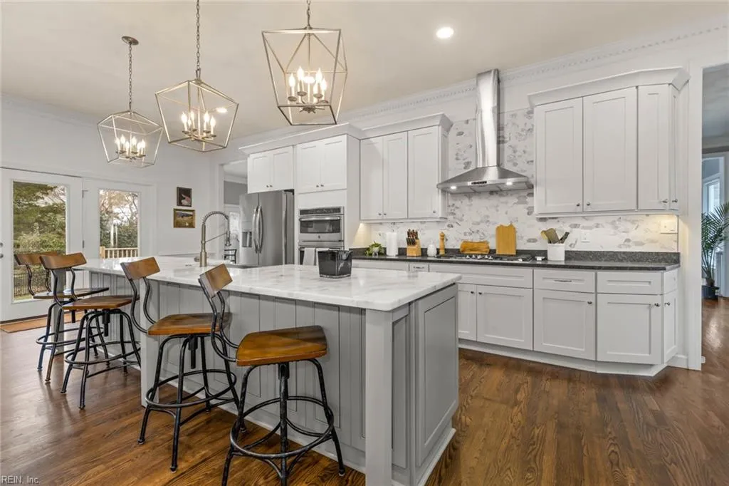 Virginia Beach, Virginia 23454, United States, 5 Bedrooms Bedrooms, ,4 BathroomsBathrooms,Residential,Pending,77899