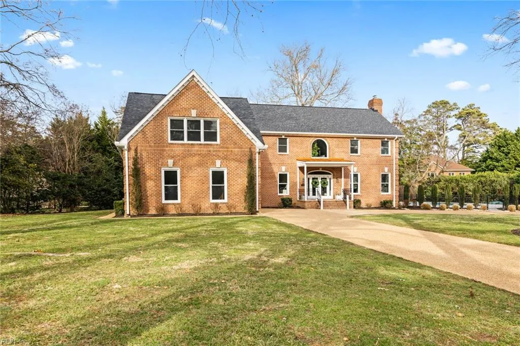 Virginia Beach, Virginia 23454, United States, 5 Bedrooms Bedrooms, ,4 BathroomsBathrooms,Residential,Pending,77899