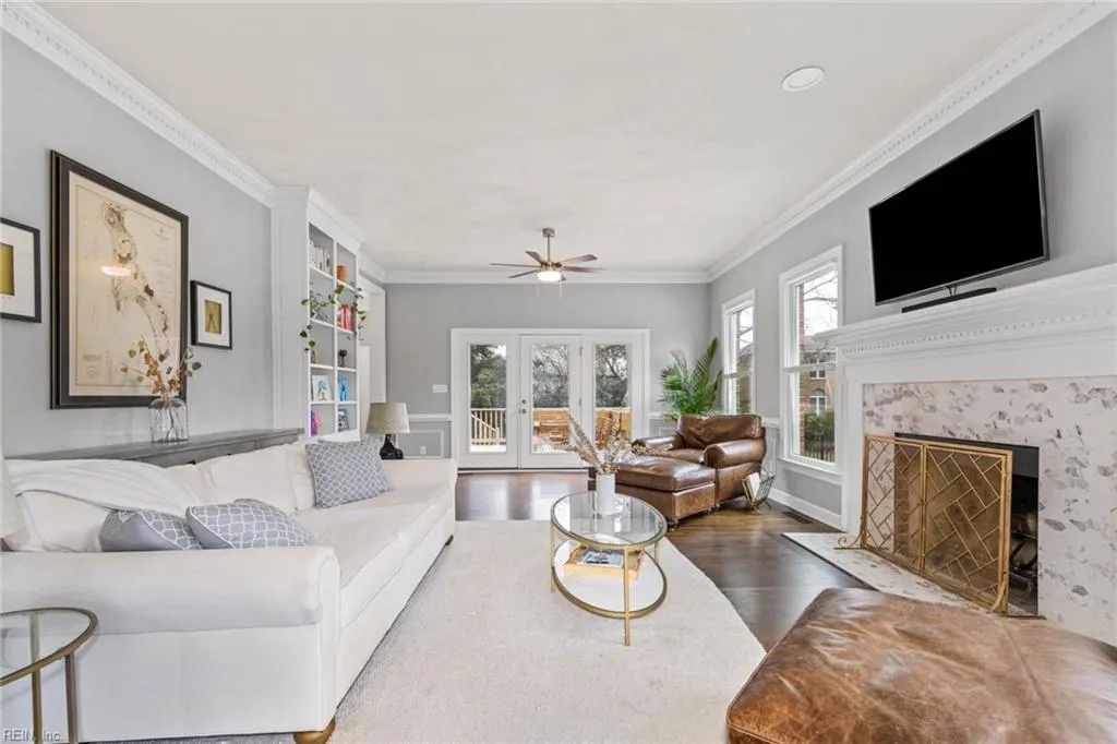 Virginia Beach, Virginia 23454, United States, 5 Bedrooms Bedrooms, ,4 BathroomsBathrooms,Residential,Pending,77899