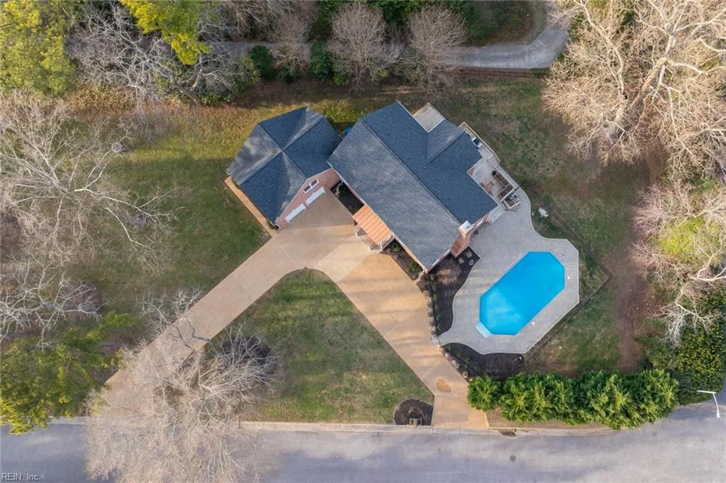 Virginia Beach, Virginia 23454, United States, 5 Bedrooms Bedrooms, ,4 BathroomsBathrooms,Residential,Pending,77899