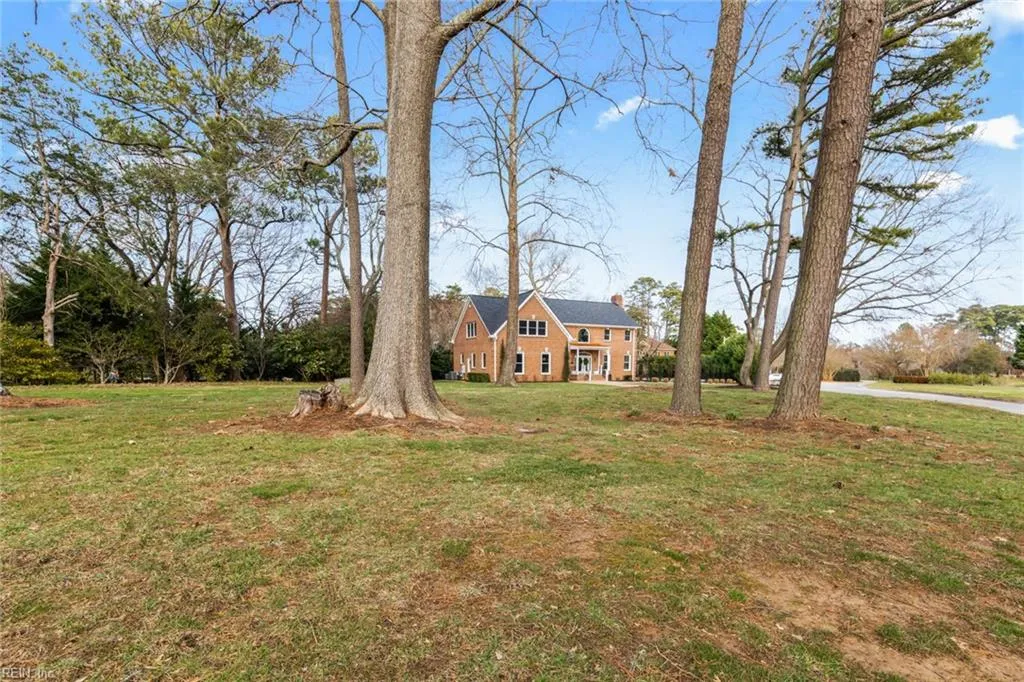 Virginia Beach, Virginia 23454, United States, 5 Bedrooms Bedrooms, ,4 BathroomsBathrooms,Residential,Pending,77899