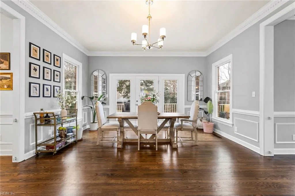 Virginia Beach, Virginia 23454, United States, 5 Bedrooms Bedrooms, ,4 BathroomsBathrooms,Residential,Pending,77899