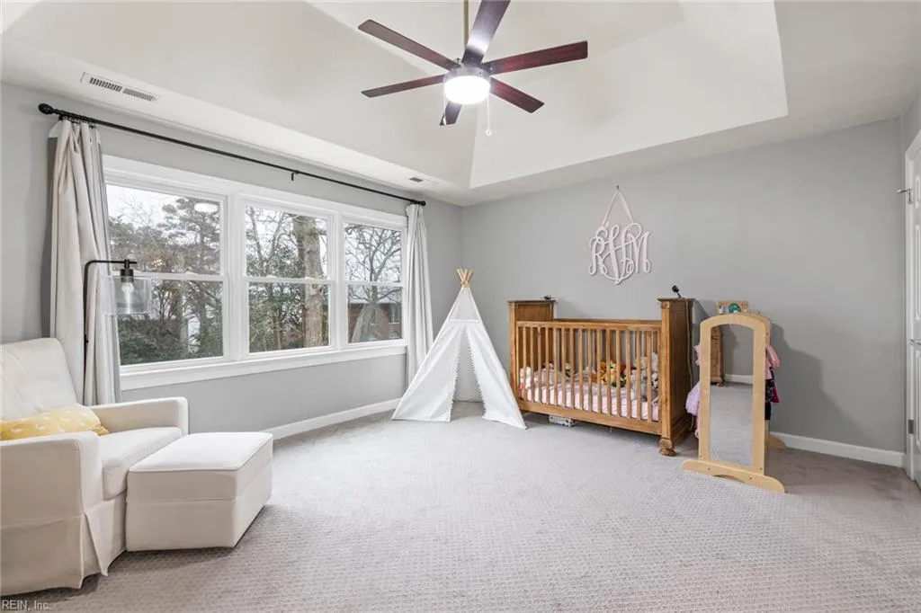 Virginia Beach, Virginia 23454, United States, 5 Bedrooms Bedrooms, ,4 BathroomsBathrooms,Residential,Pending,77899