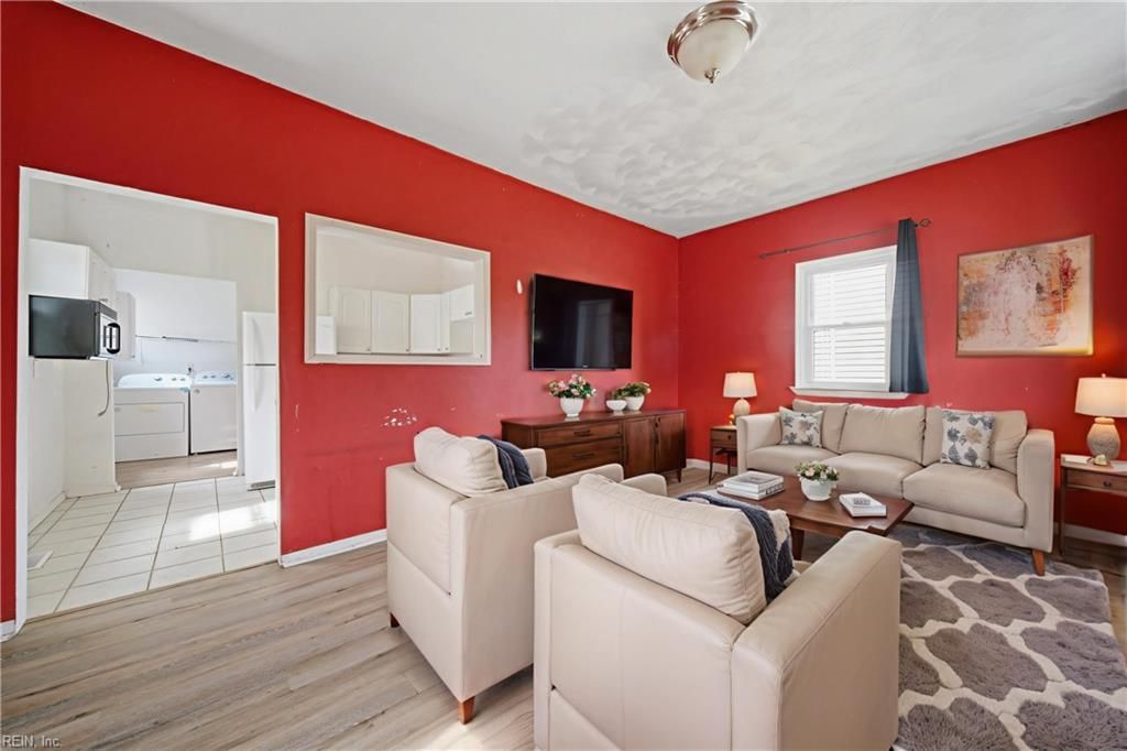 Photo of 1322 W 41st Street, Norfolk, VA 23508 (MLS # 10636841)