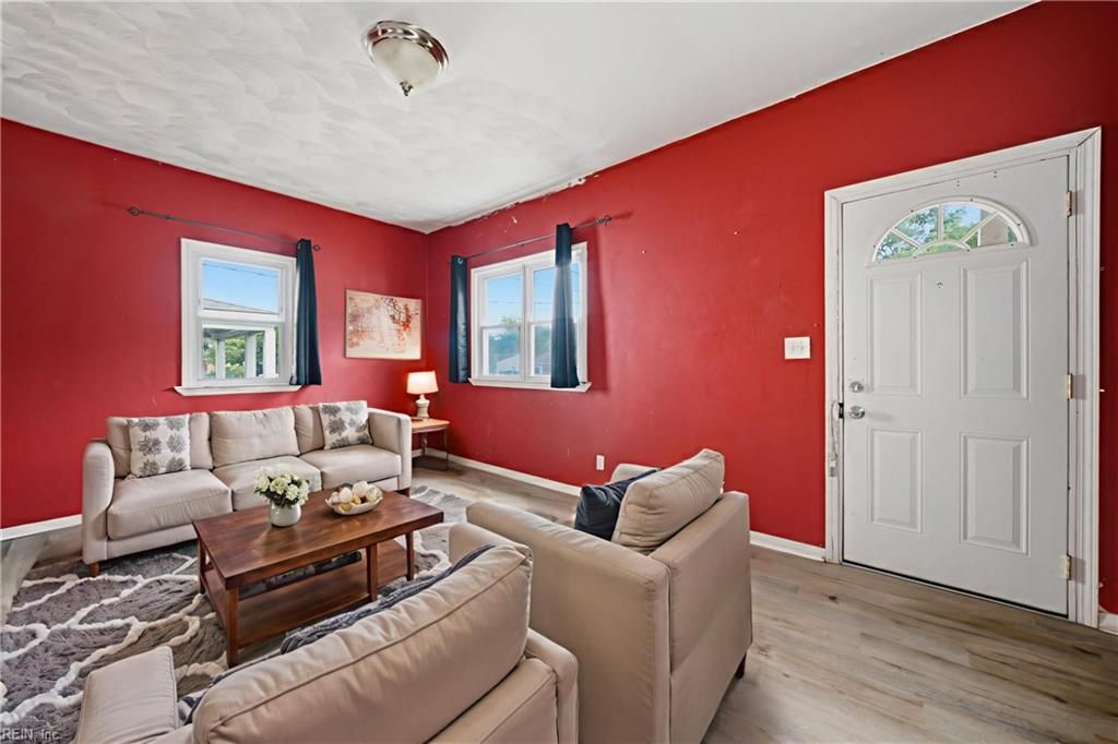 Photo of 1322 W 41st Street, Norfolk, VA 23508 (MLS # 10636841)