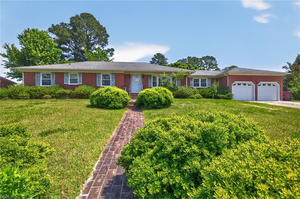 Photo of 1875 Ames Circle W, Chesapeake, VA 23321 (MLS # 10635626)