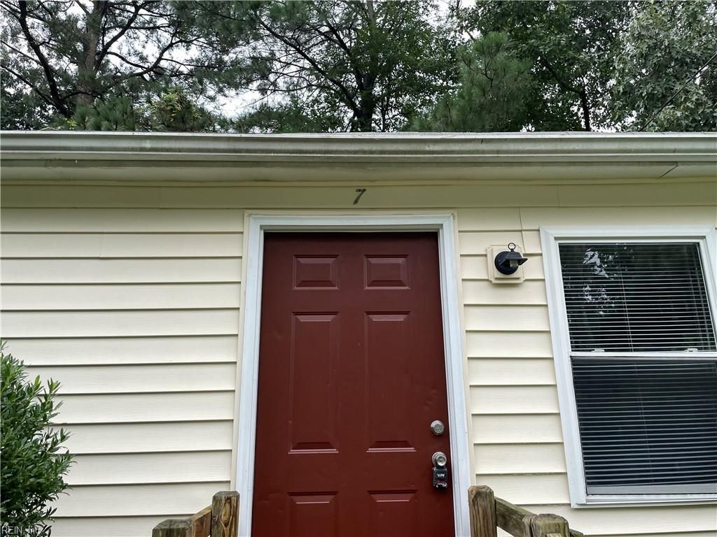 Photo of 122 Christian Street #7, Newport News, VA 23608 (MLS # 10619120)