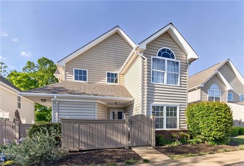 Photo of 534 Fairway Lookout, Williamsburg, VA 23188 (MLS # 10631105)
