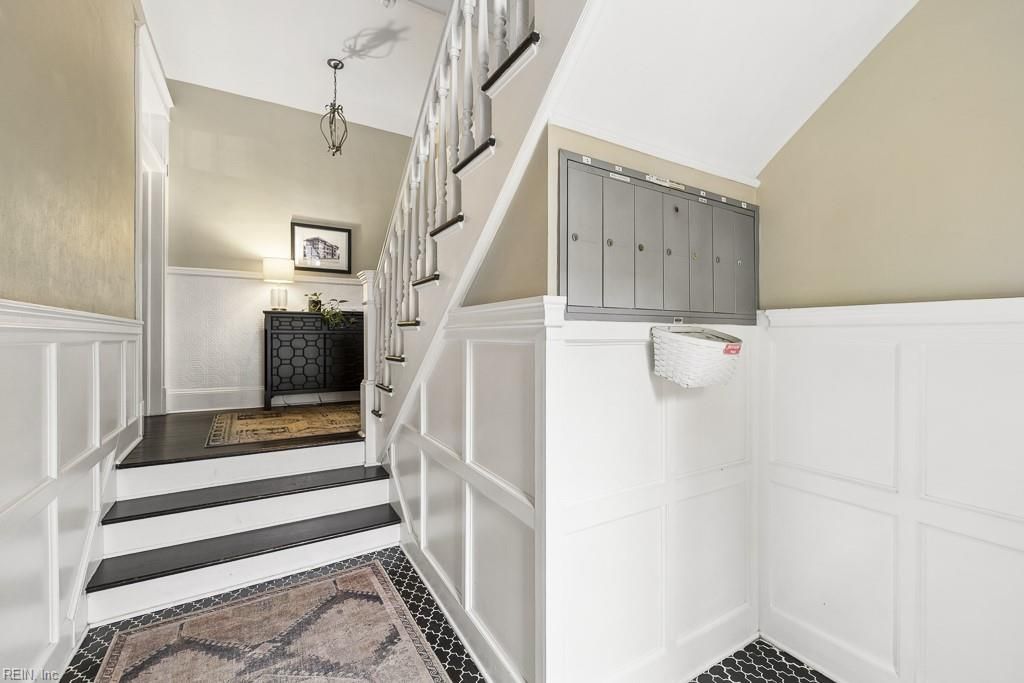 Photo of 912 Matoaka Street #1, Norfolk, VA 23507 (MLS # 10634012)