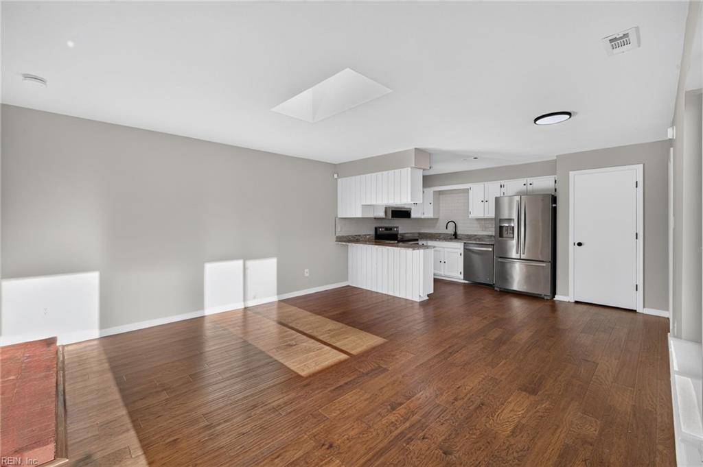 Photo of 127 Sawgrass Bend, Virginia Beach, VA 23451 (MLS # 10658842)