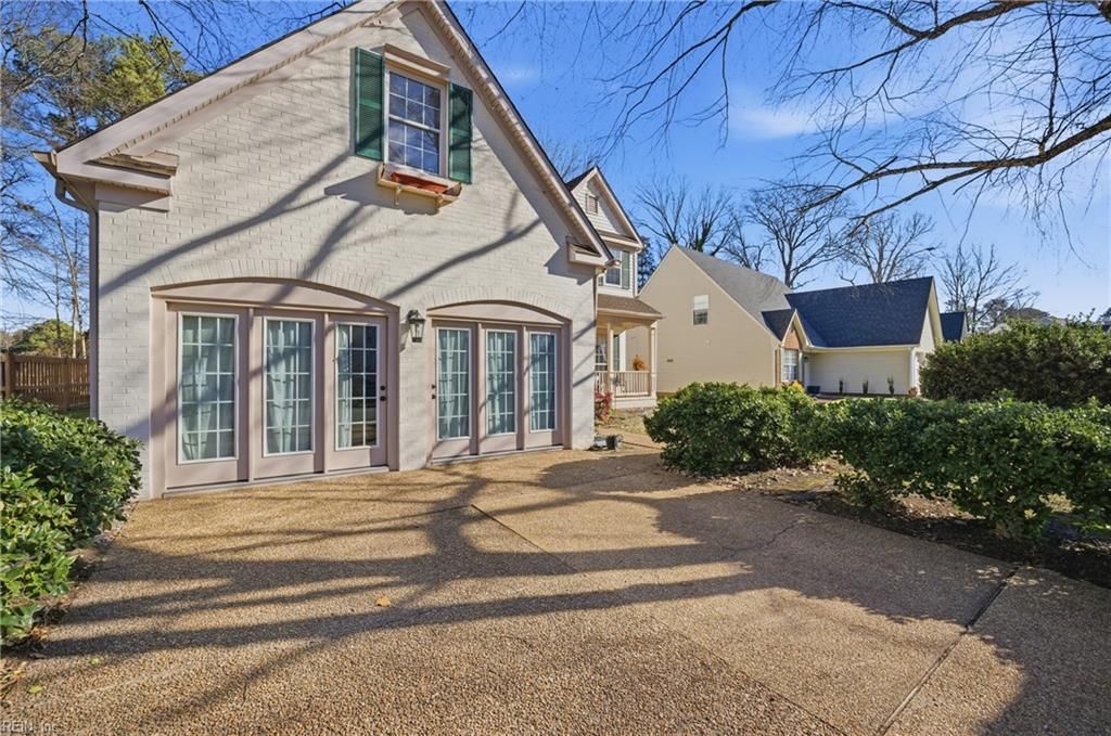 Photo of 906 Dunhill Way, Newport News, VA 23602 (MLS # 10630311)